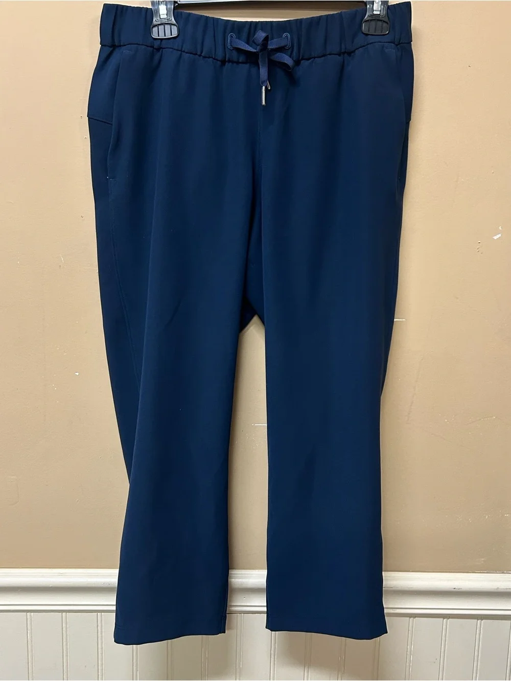 Lululemon On The Fly Crop Pants Woven 23